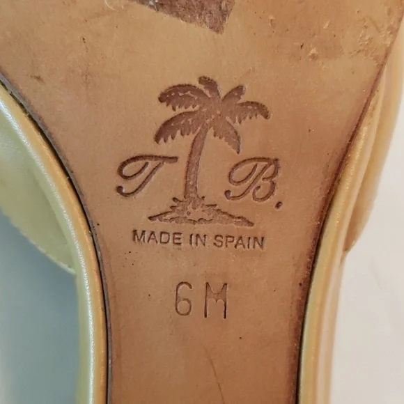 Tommy Bahama Mules All Leather Made in Spain 6M EUC Nude Natural Tan - Picture 4 of 10